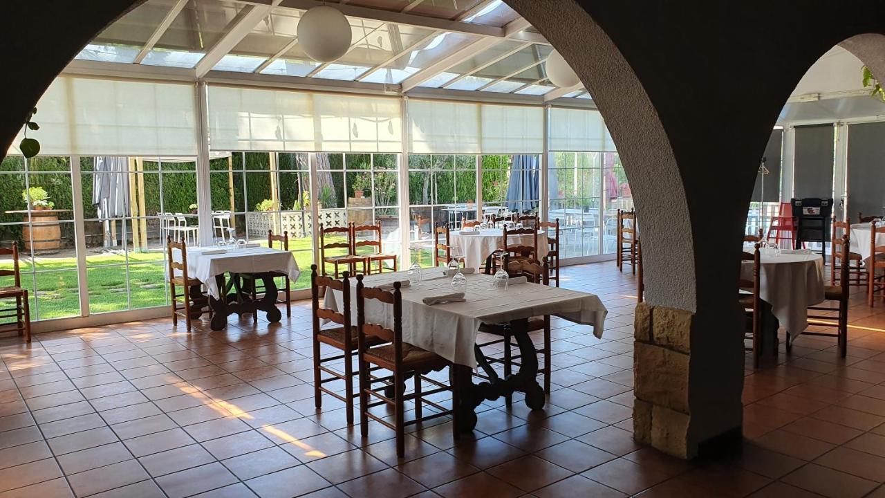 Hotel Restaurant El Bosc Banyeres del Penedes Exterior photo